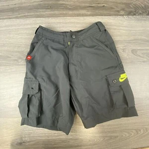 Boys Nike Size XS Kids Shorts Pockets Stretch Button Electric Waist - Picture 1 of 8