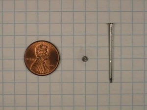 300 CLAVOS DE ALAMBRE #17 x 1-1/4"" LARGO, ACERO, 1/8"" DIÁMETRO DE CABEZA, 0.0540"" DIÁMETRO DEL VÁSTAGO - Imagen 1 de 1