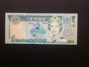 **Superb**' Fiji 'Aunc' $2 1992  Banknote** - Picture 1 of 6