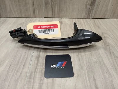 Manija de puerta trasera izquierda negra OEM BMW M6 F12 F13 F01 F10 M5 COMFORT ACCESS Foto 1 de 4