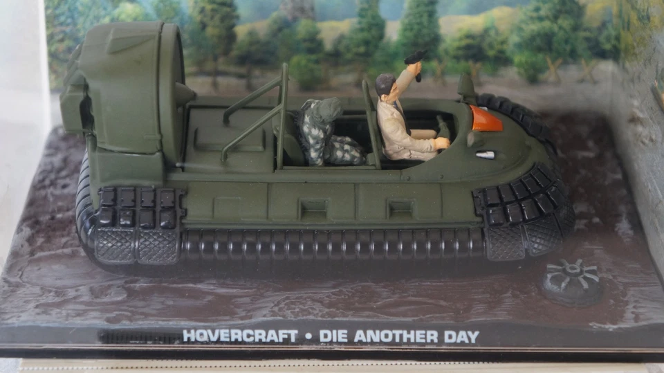 JAMES BOND Modellauto Collection HOVERCRAFT aus Stirb an einen anderen Tag - Bild 1 von 4