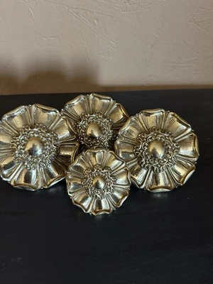 Belwith Keeler Heavy Polished Brass Flower Knobs, 3 XL 3.75” Hollywood Regency - Image 1 of 4