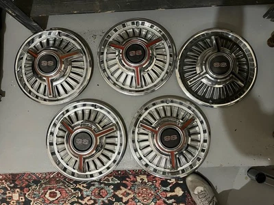 Cinco tapacubos cubiertas de rueda Chevrolet Chevelle Malibu Nova El Camino SS 1964-1966 Foto 1 de 4