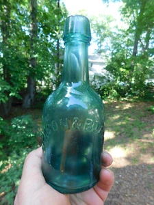 Botella de refresco Mason & Burns de 1800 Mason and Burns Richmond Va. 6,8" para cuclillas - Imagen 1 de 8