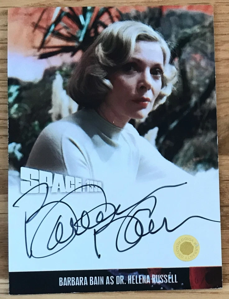 SPACE 1999 SERIES 4: METALLIK AUTOGRAPH CARD: BARBARA BAIN BB2 UNNUMBERED - Image 1 of 1