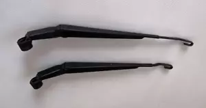 TOYOTA New Genuine LAND CRUISER FZJ80 80 RHD Front Wiper Arm RH & LH Set OEM JDM - Picture 1 of 2