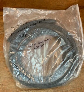 Porsche 356 Pre-A Windshield Rubber Gasket Seal - Two-Piece - Veloce - Picture 1 of 2