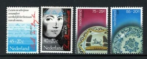 Países Bajos 1978 PLACA DELFT ANNA MARIA VAN SCHUURMAN SC B543-46 montada sin montar o nunca montada - Imagen 1 de 1