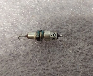 '1 PIECE' - PN# 1221-001 - FILTER, RADIO FREQUENCY - Picture 1 of 4
