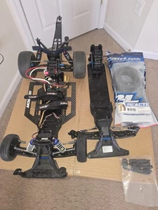 Pacchetto Team Associated Dr10m No Prep RC Artr - Foto 1 di 3