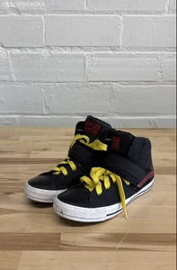 Converse Black Chuck Taylor All Star Mid Black & Red Strap 158428C -Mens 6 Wom 8 - Picture 1 of 7