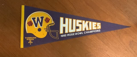 Vtg 80s UW WASHINGTON HUSKIES 30" PENNANT! VINTAGE 1982 ROSE BOWL CHAMPIONS! Cover