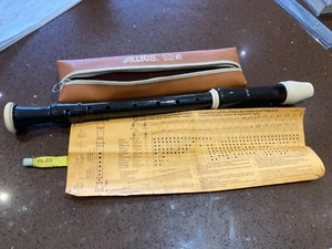 Aulos Alto 209A E 3 piece Recorder With Case And Lubricant, VGC, RARE - Picture 1 of 15