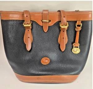 Bolso de hombro vintage de cuero Dooney & Bourke para todo clima con cubo de guijarros para todo clima de los 90 - Imagen 1 de 19
