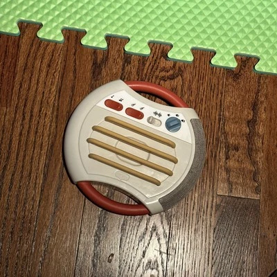 Guitarra electrónica Tiny Love Tiny Rockers juguete de aprendizaje para bebés Foto 1 de 3