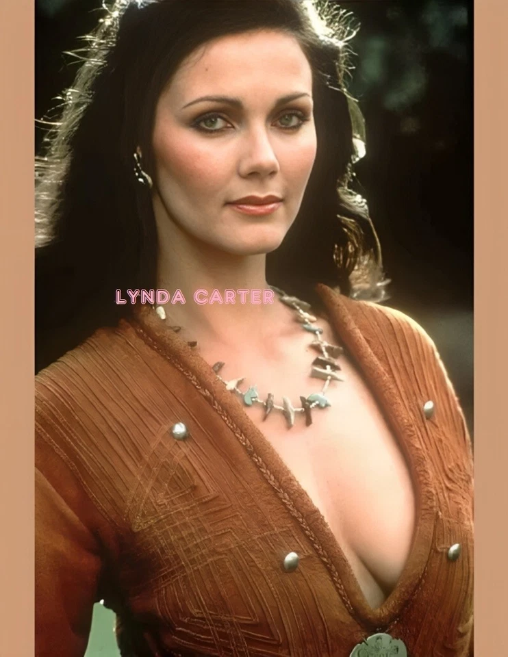 LYNDA CARTER #188 BEAUTIFUL COLORIZED PHOTO 11 X 8.5 SHIPS FREE - Image 1 of 1
