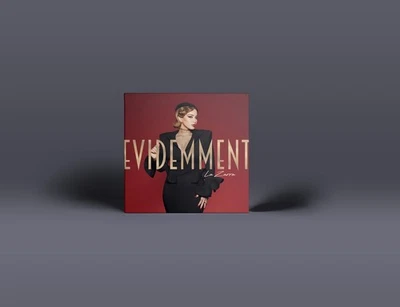 La Zarra 'Evidemment' Eurovision Song Contest 2023 - France. - Bild 1 von 2