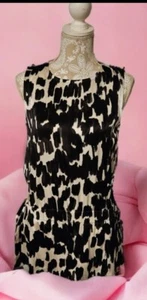  St. John Sleeveless Black & White Silk Blend Top Sz 4 - Picture 1 of 12