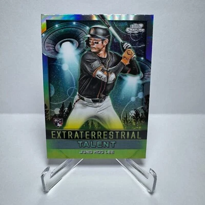 2024 Topps Cosmic Jung Hoo Lee RC Extraterrestrial Talent SF Giants #ET-22 - Image 1 of 4