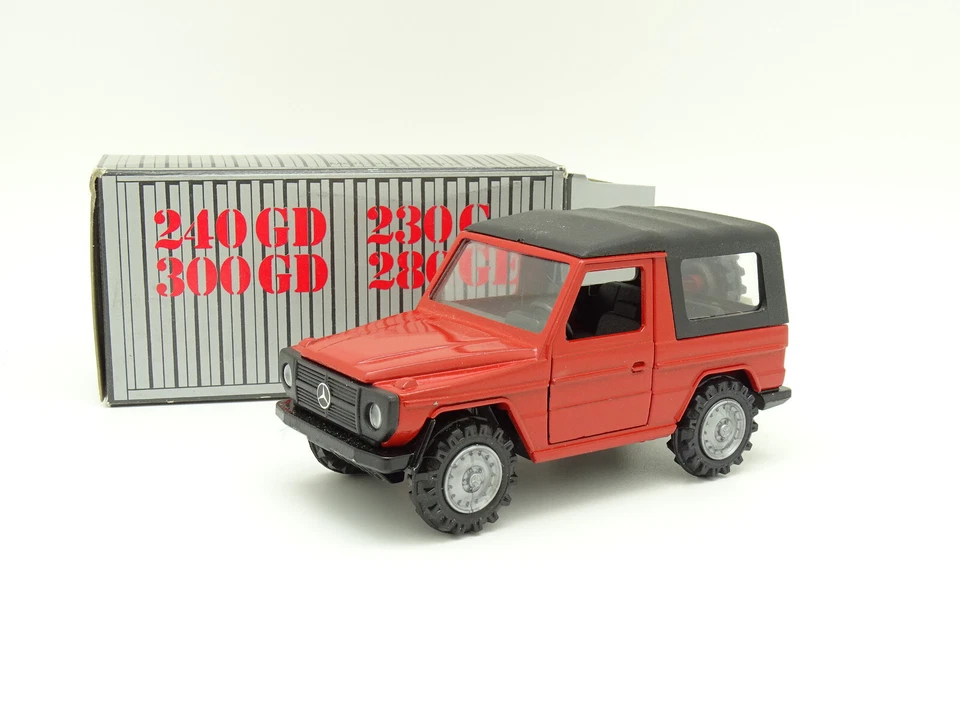 NZG 1/35 - Mercedes 240 280 G Gé Rosso - Immagine 1 di 1