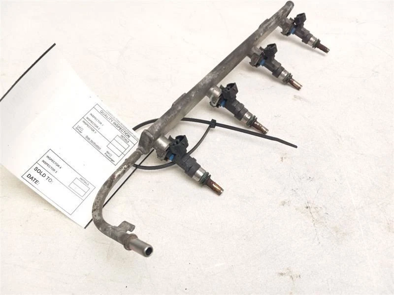 MITSUBISHI OUTLANDER 2011 inyector de riel de combustible Foto 1 de 4