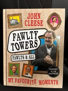 HANDSIGNIERT JOHN CLEESE FAWLTY TOWERS FAWLTS & ALLE ERSTAUSGABEN MONTY PYTHON - Bild 1 von 5