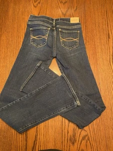 Pantalones de mezclilla rectos ajustados Abercrombie para niños talla 16 niñas lavado oscuro pantalones anchos usados en excelente estado - Imagen 1 de 13