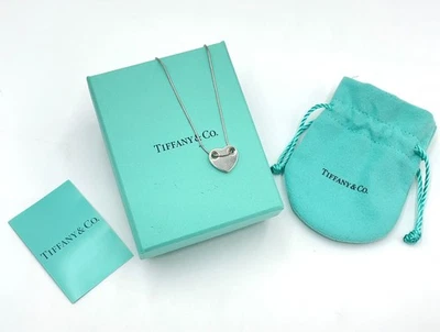 Auth Tiffany & Co. Heart Plate Necklace SV925 6.6g W/Box BA100836 - Image 1 of 4