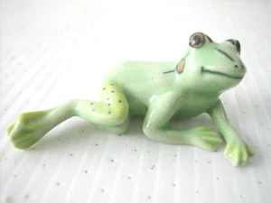 KLIMA K878 Miniature statuette en porcelaine - GRENOUILLE LONGUES PATTES N° 3 - Imagen 1 de 3