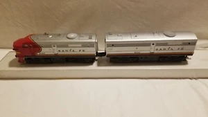 1970-76 Lionel n. Locomotore Diesel 8020/8021 Santa Fe Alco AB - Buone condizioni - Foto 1 di 19