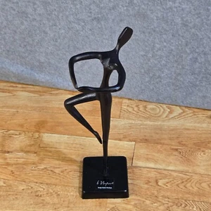 Estatuilla de bailarina de metal con diseño Bodrul Khalique arte escultura negra - Imagen 1 de 3