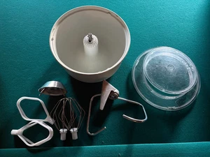 Mixing Bowl & Lid Plus Attach Part Only For BOSCH Universal Mixer MUM 60 40 70 - Picture 1 of 6