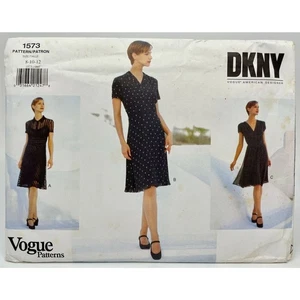 Vogue 1573 DKNY, 3 Kleider & Slip, transparent + Lagenlook Gr. 8-10-12, ungeschnitten - Bild 1 von 2