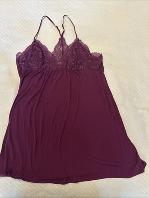 Linea Donatella XL Vino Púrpura Correas Ajustables Corpiño de Encaje Babydoll Camisón Sexy Suave Foto 1 de 4