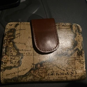 PATRICIA NASH IBERIA LADIES LEATHER WALLET EUROPEAN MAPPRINT. New. - Picture 1 of 4