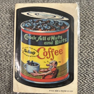 PAQUETES LOCOS SERIE 1 CUÑA LLENA DE TUERCAS Y PERNOS 1973 Foto 1 de 2