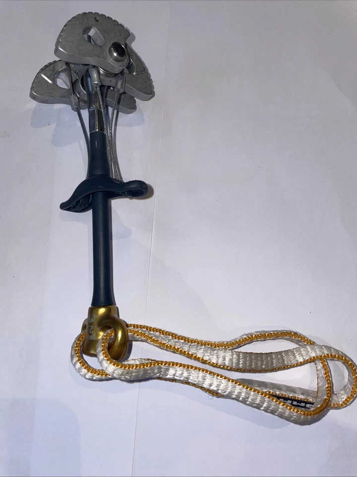 Unused DMM Dragon cam size 2.5 - Image 1 of 4