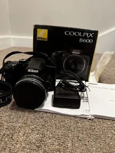 Nikon COOLPIX B600 16 MP Point and Shoot Digital Camera - Black - Foto 1 di 4