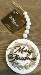 NWT Merry Christmas white green wood tree ornament Christmas Shoppe - Foto 1 di 3