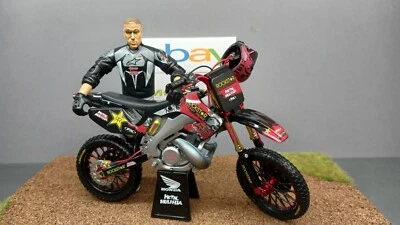 1/12 Metal Mulisha Ronin Syndicate Honda CR 250 Brian Deegan Motocross + Diorama - Immagine 1 di 4