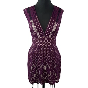 Free People One Million Lovers Mini-Cocktailkleid pflaume lila Spitze hinten offen 4 - Bild 1 von 9
