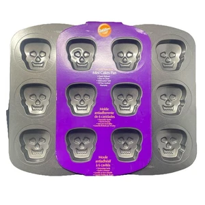 3 Wilton 6 Cavity Non Stick Skull Mini Cakes Pans - Read - Picture 1 of 7