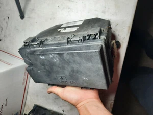 2008-2010 Dodge Caravan Town & Country Fuse box TIPM Power Module Relay TEMIC - Picture 1 of 4