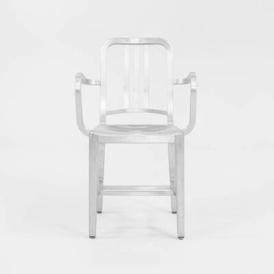 Silla de comedor Emeco of Hanover 2013 azul marino en aluminio cepillado modelo 1006-A Foto 1 de 4