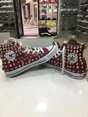 Converse All star Alte Bordeaux Maroon personalizzate con Borchie Argento sporco - Immagine 1 di 3