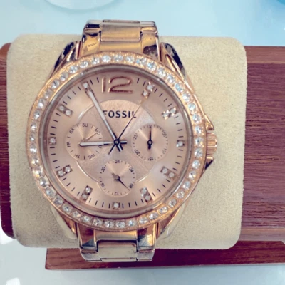 Fossil Riley Watch Women 41mm Rose Gold Tone Bling Day Date New Battery 6.5 - Image 1 of 4