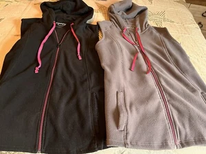 Women's lot Of 2 Fleece Happy Scrubs Vest. Size LARGE.  - Picture 1 of 5