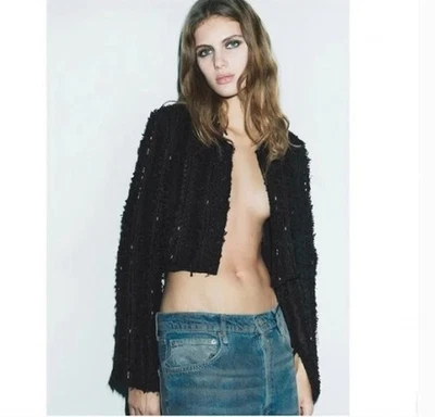 Chaqueta corta Zara edición limitada negra texturizada, nueva con etiquetas, M Foto 1 de 4