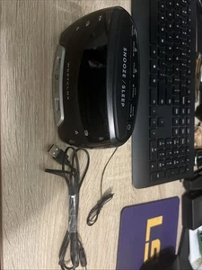 Westclox Large 1.4” Red LED Digital FM Clock Radio w/t 2 USB Charging Ports - Picture 1 of 1