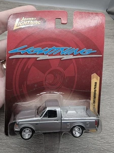 Johnny Lightning 1993 SVT F-150 Lightning Pickup Silver #18 - Picture 1 of 9